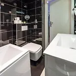 Aparthotel Izerskie - Ul. Cicha 13h-i 3*