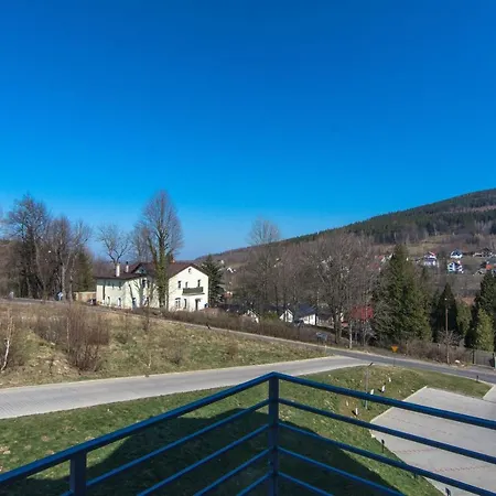 Aparthotel Izerskie - Ul. Cicha 13h-i 3*