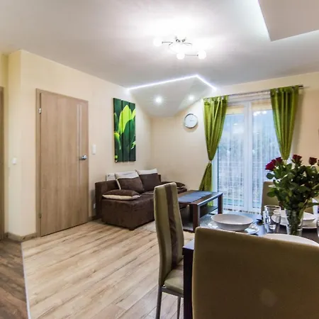 Izerskie - Ul. Cicha 13h-i 3*