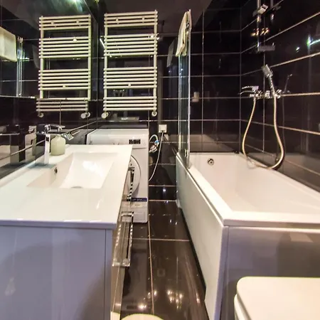 Hotel apartamentowy Izerskie - Ul. Cicha 13h-i 3*