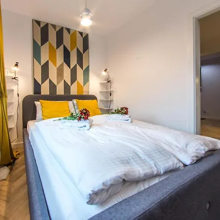 Izerskie - Ul. Cicha 13h-i 3*