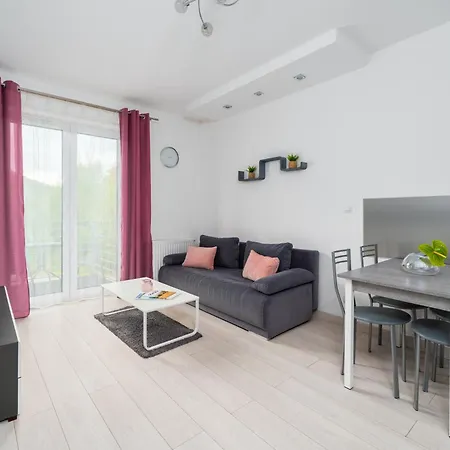 Izerskie - Ul. Cicha 13h-i Aparthotel 3*