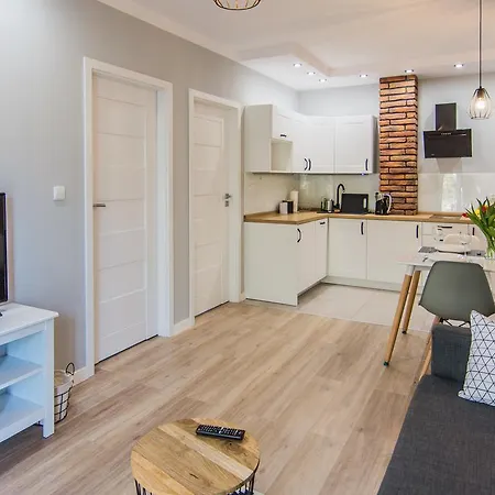 Aparthotel Izerskie - Ul. Cicha 13h-i 3*