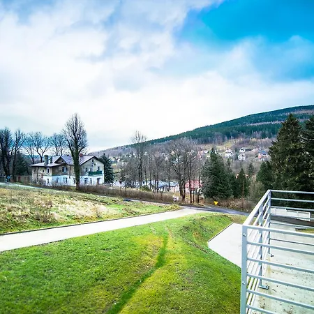 Izerskie - Ul. Cicha 13h-i 3*