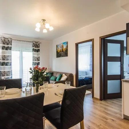 Hotel apartamentowy Izerskie - Ul. Cicha 13h-i 3*