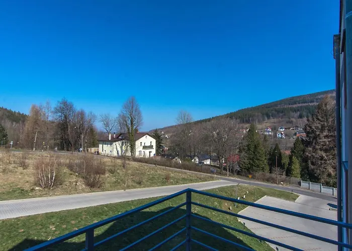 Aparthotel Izerskie - Ul. Cicha 13h-i 3*