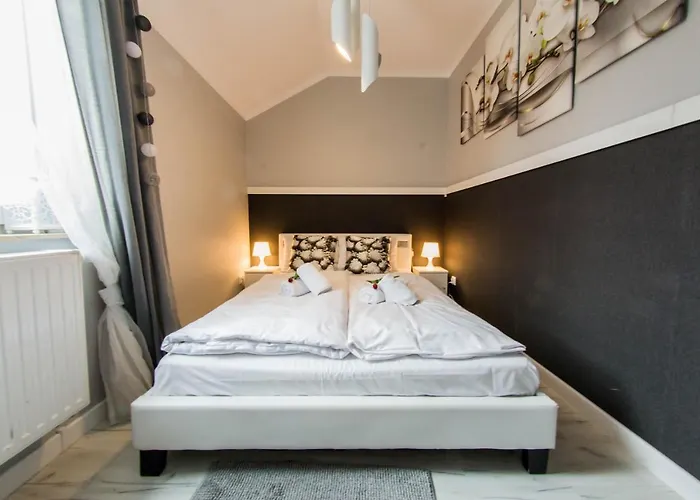 Aparthotel Izerskie - Ul. Cicha 13h-i 3*