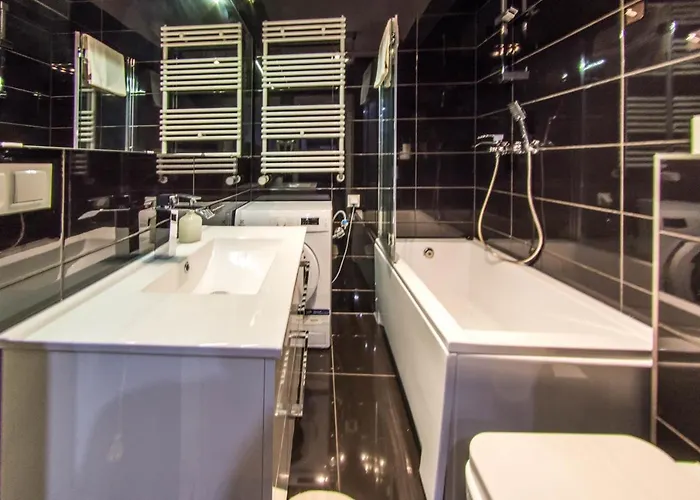 Aparthotel Izerskie - Ul. Cicha 13h-i 3*