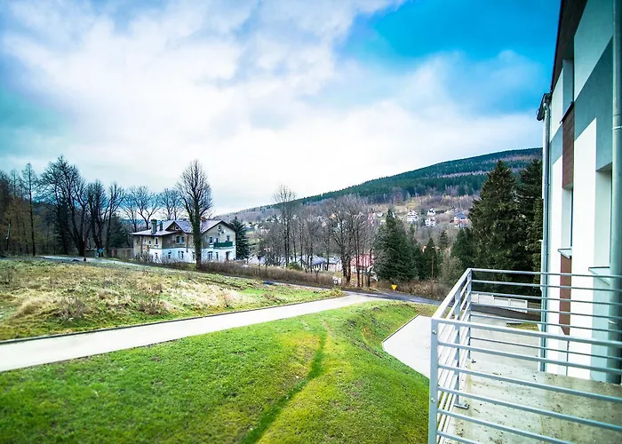 Izerskie - Ul. Cicha 13h-i 3*